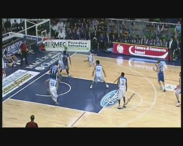 Dinamo Sassari-Bennet Cantù